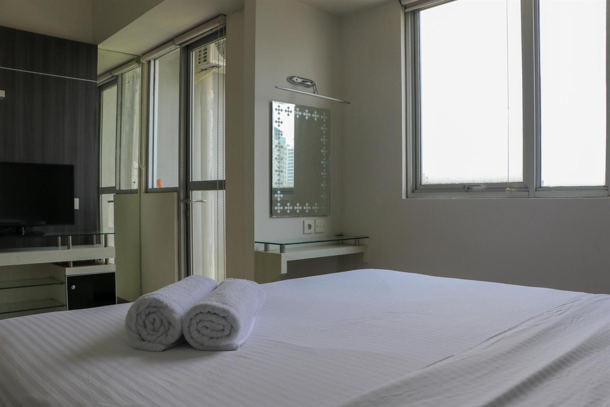 Comfort And Minimalist Studio At Maple Park Sunter Apartment By Travelio Jakarta Exterior foto